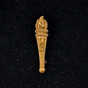 VTG Junior Honor Society NJHS Lapel Pin Gold Filled B GF Flaming Torch Award